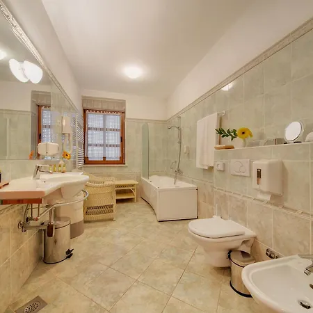 In Lux Guest house